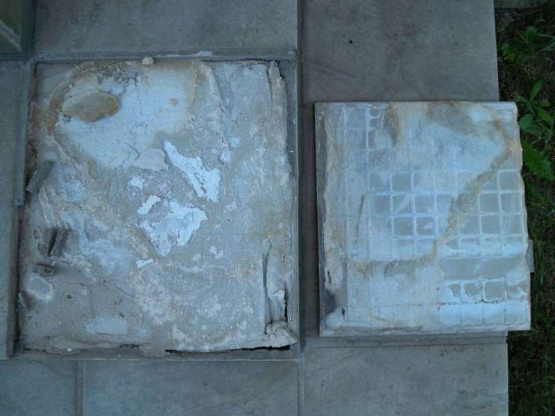 BAU.DE / BAU-Forum: 1. Bild zu Antwort "na dann schreibe ich halt noch..." auf die Frage "Fliesen im Au&szlig;enbereich ankleben: Anleitung, Kleber-Wahl, Tiefengrund n&ouml;tig? Haltbarkeit?" im BAU-Forum "Ausbauarbeiten"