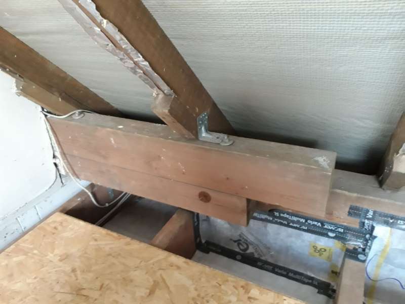 BAU.DE / BAU-Forum: 1. Bild zu Frage "Dampfbremse um Kehlbalken mit Sparrenpfettenanker verlegen" im BAU-Forum "Ausbauarbeiten" BAU.DE / BAU-Forum: 1. Bild zu Frage "Dampfbremse um Kehlbalken mit Sparrenpfettenanker verlegen" im BAU-Forum "Ausbauarbeiten"