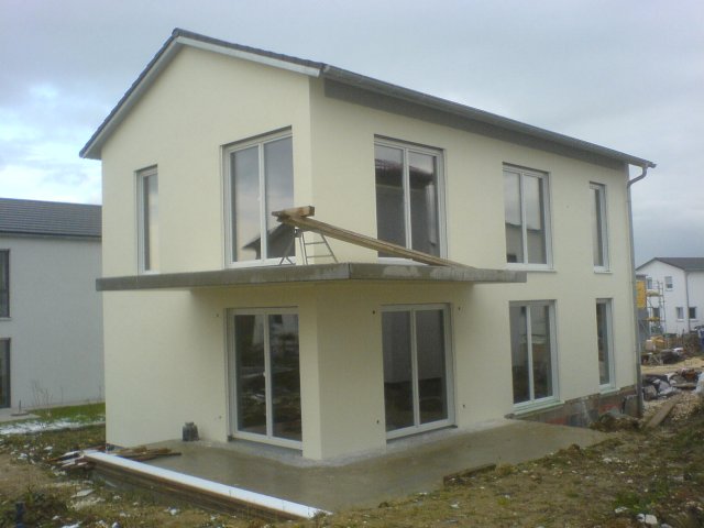 BAU.DE / BAU-Forum: 1. Bild zu Frage "WDVS nachträgliche Befestigung: Montage von Bauteilen, Lasten & Kosten?" im BAU-Forum "Außenwände und Fassaden" BAU.DE / BAU-Forum: 1. Bild zu Frage "WDVS nachträgliche Befestigung: Montage von Bauteilen, Lasten & Kosten?" im BAU-Forum "Außenwände und Fassaden"