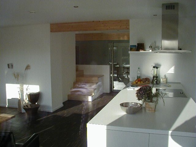 BAU.DE / BAU-Forum: 1. Bild zu Antwort "Holzbau: Vorteile D&auml;mmung & Luftdichtheit im Detail" auf die Frage "Zweischalige Porenbeton-Au&szlig;enwand: Aufbau, Schallschutz & Tragf&auml;higkeit?" im BAU-Forum "Au&szlig;enw&auml;nde und Fassaden"