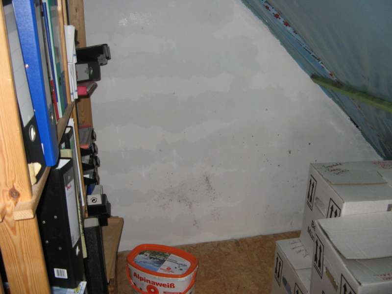 BAU.DE / BAU-Forum: 2. Bild zu Frage "Doppelhaush&auml;lfte: Undichte Wand zum Nachbarn &ndash; Ursachen, Sanierung & Kosten?" im BAU-Forum "Au&szlig;enw&auml;nde und Fassaden"