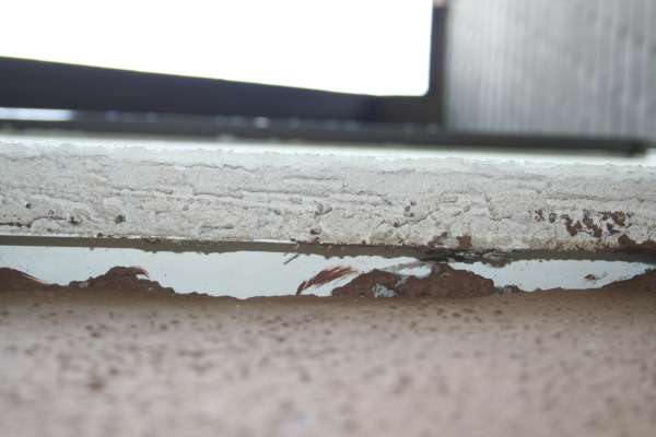 BAU.DE / BAU-Forum: 1. Bild zu Frage "Perimeterriss Keller/Fundament: Ursachen, Risiken & Sanierungskosten bei Fertigh&auml;usern?" im BAU-Forum "Au&szlig;enw&auml;nde und Fassaden"