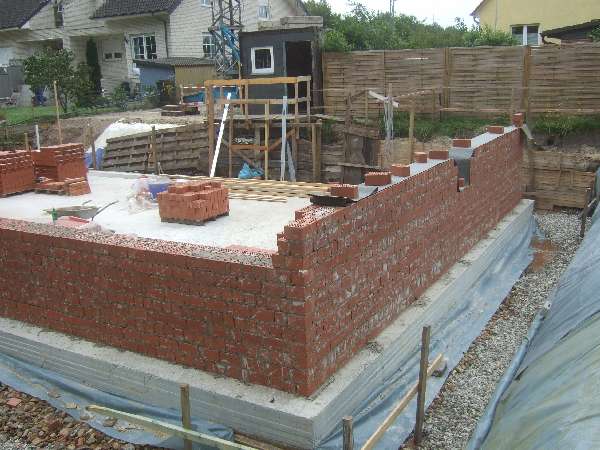 BAU.DE / BAU-Forum: 1. Bild zu Antwort "🔴 Außenputz Risse: Hochdämmendes Mauerwerk als Ursache?" auf die Frage "Außenputz Risse: Ursachen, Sanierung & Kosten bei Neubau?" im BAU-Forum "Außenwände und Fassaden" BAU.DE / BAU-Forum: 1. Bild zu Antwort "🔴 Außenputz Risse: Hochdämmendes Mauerwerk als Ursache?" auf die Frage "Außenputz Risse: Ursachen, Sanierung & Kosten bei Neubau?" im BAU-Forum "Außenwände und Fassaden"