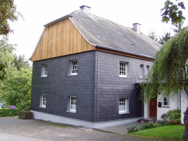 BAU.DE / BAU-Forum: 2. Bild zu Antwort "Fachwerk-Sanierung: Taupunkt-Risiko bei Fassadenbekleidung!" auf die Frage "Fachwerkfassade dämmen: Taupunkt, Hinterlüftung & Risiken bei Mineralwolle?" im BAU-Forum "Außenwände und Fassaden" BAU.DE / BAU-Forum: 2. Bild zu Antwort "Fachwerk-Sanierung: Taupunkt-Risiko bei Fassadenbekleidung!" auf die Frage "Fachwerkfassade dämmen: Taupunkt, Hinterlüftung & Risiken bei Mineralwolle?" im BAU-Forum "Außenwände und Fassaden"