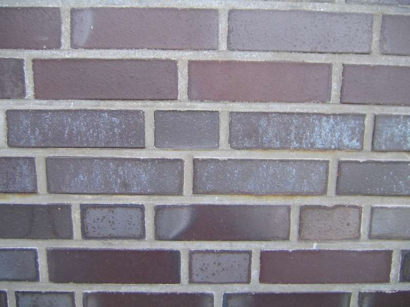 BAU.DE / BAU-Forum: 1. Bild zu Frage "Klinkerfassade Rostflecken/Ausblühungen: Ursachen, Entfernung & Vorbeugung?" im BAU-Forum "Außenwände und Fassaden" BAU.DE / BAU-Forum: 1. Bild zu Frage "Klinkerfassade Rostflecken/Ausblühungen: Ursachen, Entfernung & Vorbeugung?" im BAU-Forum "Außenwände und Fassaden"