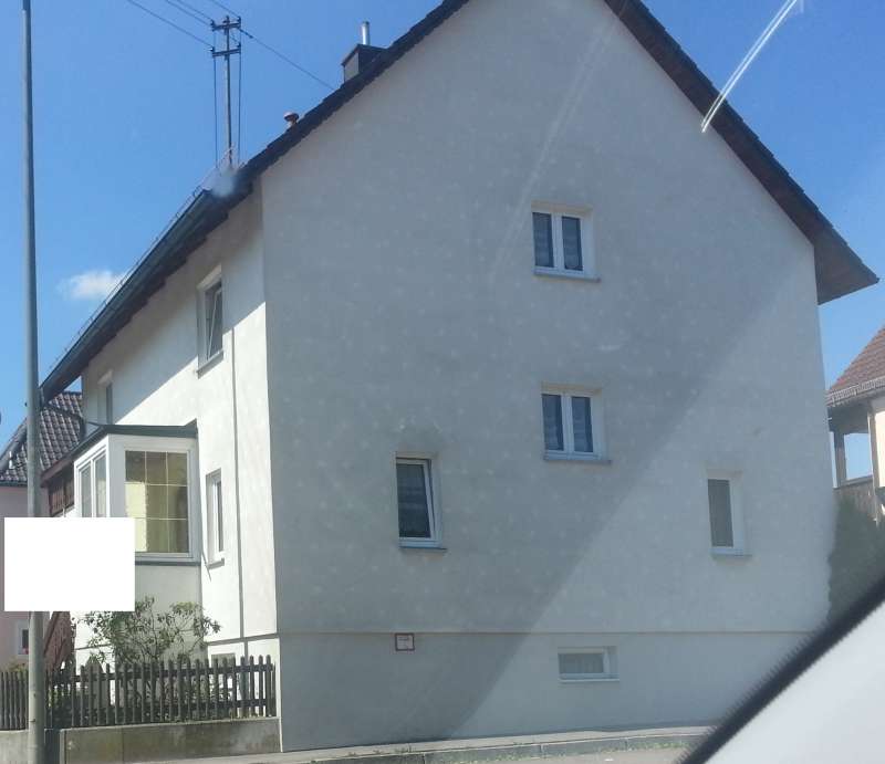 BAU.DE / BAU-Forum: 4. Bild zu Frage "WDVS Fassade: Wei&szlig;e Punkte nach Montage &ndash; Ursachen, Entfernung & Vorbeugung?" im BAU-Forum "Au&szlig;enw&auml;nde und Fassaden"