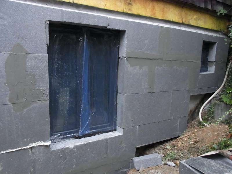 BAU.DE / BAU-Forum: 1. Bild zu Frage "Fassadend&auml;mmung mangelhaft: Rechte, Vorgehen & Kosten bei Pfusch am Bau?" im BAU-Forum "Au&szlig;enw&auml;nde und Fassaden"