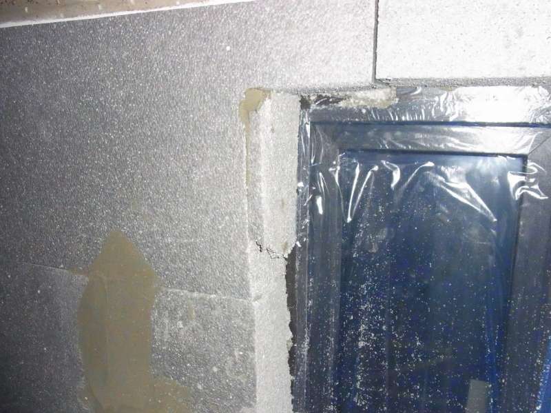 BAU.DE / BAU-Forum: 3. Bild zu Frage "Fassadend&auml;mmung mangelhaft: Rechte, Vorgehen & Kosten bei Pfusch am Bau?" im BAU-Forum "Au&szlig;enw&auml;nde und Fassaden"