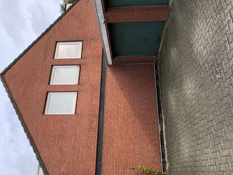 BAU.DE / BAU-Forum: 1. Bild zu Frage "Geschossdecke &acirc;&euro;" Kante in der Fassade, Idee gesucht" im BAU-Forum "Au&szlig;enw&auml;nde und Fassaden"