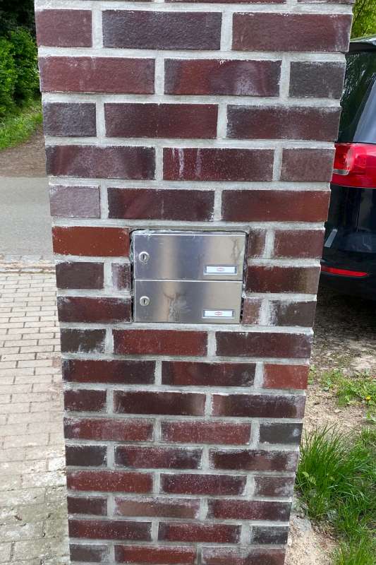 BAU.DE / BAU-Forum: 2. Bild zu Frage "Klinker M&ouml;rtelreste / Betonschleier entfernen" im BAU-Forum "Au&szlig;enw&auml;nde und Fassaden"