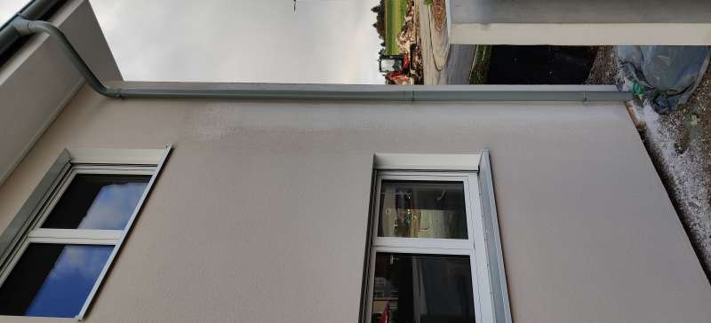 BAU.DE / BAU-Forum: 1. Bild zu Frage "Au&szlig;enputz versaut" im BAU-Forum "Au&szlig;enw&auml;nde und Fassaden"