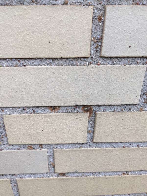 BAU.DE / BAU-Forum: 2. Bild zu Frage "Rostflecken in den Fugen der Klinker" im BAU-Forum "Au&szlig;enw&auml;nde und Fassaden"