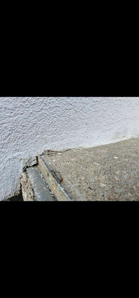 BAU.DE / BAU-Forum: 3. Bild zu Frage "WDVS Ausführung prüfen: Lichtschacht-Anschluss, Perimeterdämmung & Risiken?" im BAU-Forum "Außenwände und Fassaden" BAU.DE / BAU-Forum: 3. Bild zu Frage "WDVS Ausführung prüfen: Lichtschacht-Anschluss, Perimeterdämmung & Risiken?" im BAU-Forum "Außenwände und Fassaden"