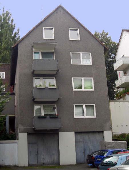 BAU.DE / BAU-Forum: 1. Bild zu Frage "Balkonplatte (Bausubstanz) auf Tragf&auml;higkeit pr&uuml;fen" im BAU-Forum "Balkon und Terrasse"