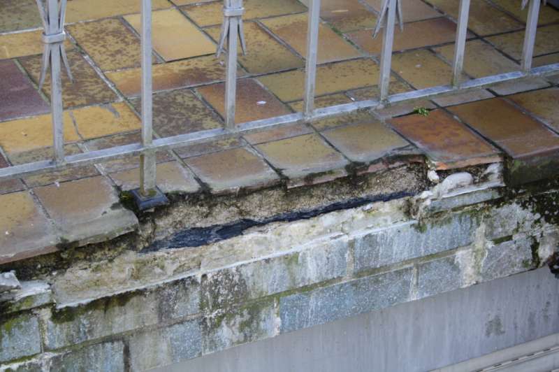 BAU.DE / BAU-Forum: 1. Bild zu Frage "Terrasse mit Betonfundament &nbsp;-&nbsp; Gef&auml;lleestrich oder Expandiertes Polystyrol (EPS)" im BAU-Forum "Balkon und Terrasse"