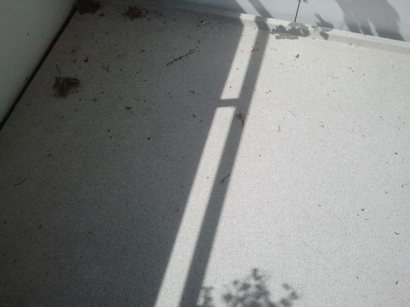 BAU.DE / BAU-Forum: 1. Bild zu Frage "Was habe ich f&uuml;r einen Balkonbodenbelag?" im BAU-Forum "Balkon und Terrasse"