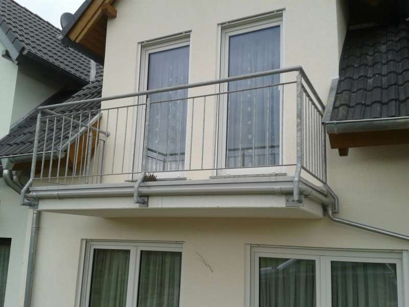 BAU.DE / BAU-Forum: 1. Bild zu Frage "Balkon &nbsp;-&nbsp; Frage zur Statik" im BAU-Forum "Balkon und Terrasse"