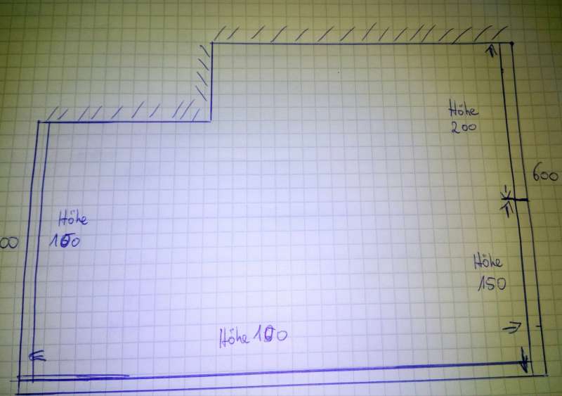 BAU.DE / BAU-Forum: 1. Bild zu Frage "Ausf&uuml;hrung der Terrasse an der Hauswand" im BAU-Forum "Balkon und Terrasse"