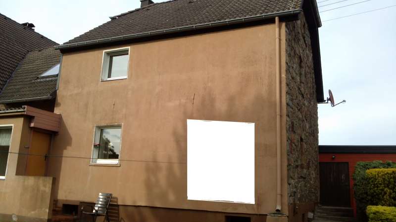 BAU.DE / BAU-Forum: 1. Bild zu Frage "Plateau f&uuml;r Terrasse anlegen und Hauswand gegen Plateau isolieren" im BAU-Forum "Balkon und Terrasse"