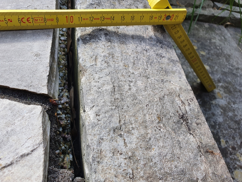 BAU.DE / BAU-Forum: 3. Bild zu Frage "Epoxydharzfugen ausbessern" im BAU-Forum "Balkon und Terrasse"