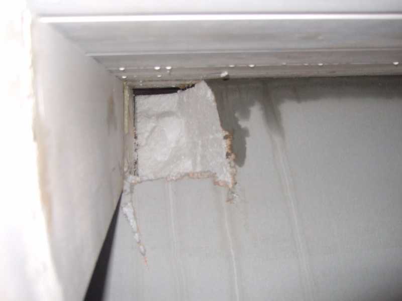 BAU.DE / BAU-Forum: 3. Bild zu Frage "Kondenswasser an Neubau im PH-Standard" im BAU-Forum "Bauphysik"