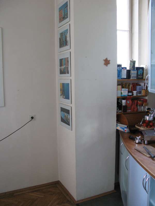 BAU.DE / BAU-Forum: 2. Bild zu Frage "Hallo zusammen! Wir haben in der Küche..." im BAU-Forum "Bauphysik" BAU.DE / BAU-Forum: 2. Bild zu Frage "Hallo zusammen! Wir haben in der Küche..." im BAU-Forum "Bauphysik"