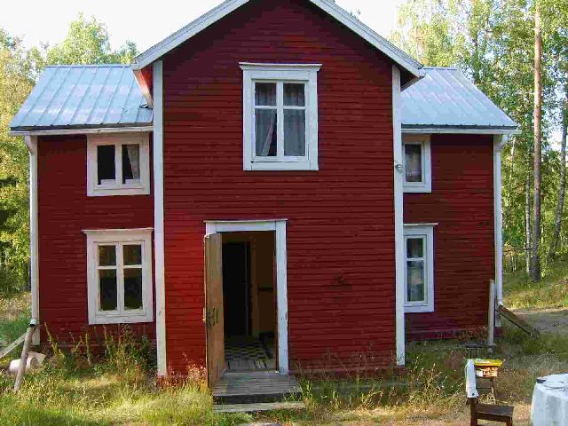 BAU.DE / BAU-Forum: 1. Bild zu Antwort "Blechdach direkt auf Holz: Wasserdicht ohne Pappe!" auf die Frage "Blechdach d&auml;mmen: Hohlraum zwischen Dach & Obergeschoss mit Einblasd&auml;mmung? Kosten, Aufbau" im BAU-Forum "Dach"