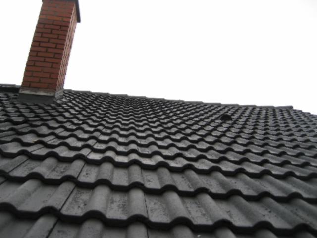 BAU.DE / BAU-Forum: 3. Bild zu Frage "Dachbeschichtung mangelhaft? Qualit&auml;t pr&uuml;fen & Fehler erkennen &ndash; Kosten, Alternativen & Risiken" im BAU-Forum "Dach"