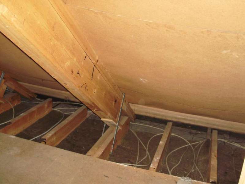 BAU.DE / BAU-Forum: 1. Bild zu Frage "Zwischensparrendämmung im OKAL-Fertighaus: Holzfaser, Hanf & Hinterlüftung – Aufbau, Kosten?" im BAU-Forum "Dach" BAU.DE / BAU-Forum: 1. Bild zu Frage "Zwischensparrendämmung im OKAL-Fertighaus: Holzfaser, Hanf & Hinterlüftung – Aufbau, Kosten?" im BAU-Forum "Dach"