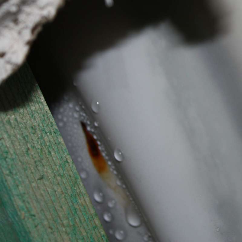 BAU.DE / BAU-Forum: 1. Bild zu Frage "Tauwasser auf Dampfsperre: Ursachen, Folgen & L&ouml;sungen f&uuml;r feuchte D&auml;mmung?" im BAU-Forum "Dach"