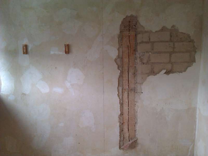 BAU.DE / BAU-Forum: 2. Bild zu Frage "Gauben-St&uuml;tzbalken entfernen: Risiken, Statik & Notwendigkeit einer Genehmigung?" im BAU-Forum "Dach"