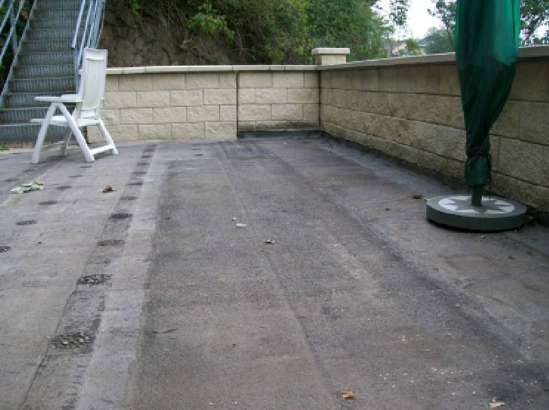 BAU.DE / BAU-Forum: 2. Bild zu Antwort "Flachdachsanierung: Garagendach-Fotos zur Beurteilung" auf die Frage "Flachdachsanierung Garage: Kosten, Bitumen vs. Alternativen, Abdichtung & Gefälle" im BAU-Forum "Dach" BAU.DE / BAU-Forum: 2. Bild zu Antwort "Flachdachsanierung: Garagendach-Fotos zur Beurteilung" auf die Frage "Flachdachsanierung Garage: Kosten, Bitumen vs. Alternativen, Abdichtung & Gefälle" im BAU-Forum "Dach"