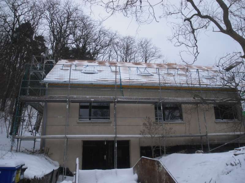 BAU.DE / BAU-Forum: 1. Bild zu Antwort "Stirnbrett Montage: Danke für die Anfrage!" auf die Frage "Stirnbrett Montage: Anleitung, Befestigung & Material für langlebige Giebel?" im BAU-Forum "Dach" BAU.DE / BAU-Forum: 1. Bild zu Antwort "Stirnbrett Montage: Danke für die Anfrage!" auf die Frage "Stirnbrett Montage: Anleitung, Befestigung & Material für langlebige Giebel?" im BAU-Forum "Dach"