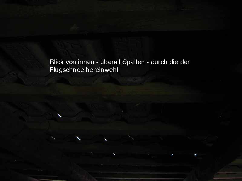 BAU.DE / BAU-Forum: 4. Bild zu Frage "Dach undicht bei Schneegest&ouml;ber: Ursachen, L&ouml;sungen & Kosten f&uuml;r Frankfurter Pfanne?" im BAU-Forum "Dach"