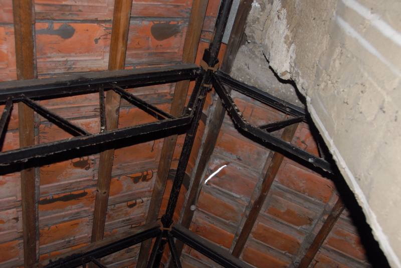 BAU.DE / BAU-Forum: 1. Bild zu Antwort "Aufdachdämmung: Aufbau von Dachpfanne bis Gipsplatte" auf die Frage "Gipskartonplatten auf Dachschalung befestigen: Anleitung, Materialien & Sparrenabstände" im BAU-Forum "Dach" BAU.DE / BAU-Forum: 1. Bild zu Antwort "Aufdachdämmung: Aufbau von Dachpfanne bis Gipsplatte" auf die Frage "Gipskartonplatten auf Dachschalung befestigen: Anleitung, Materialien & Sparrenabstände" im BAU-Forum "Dach"