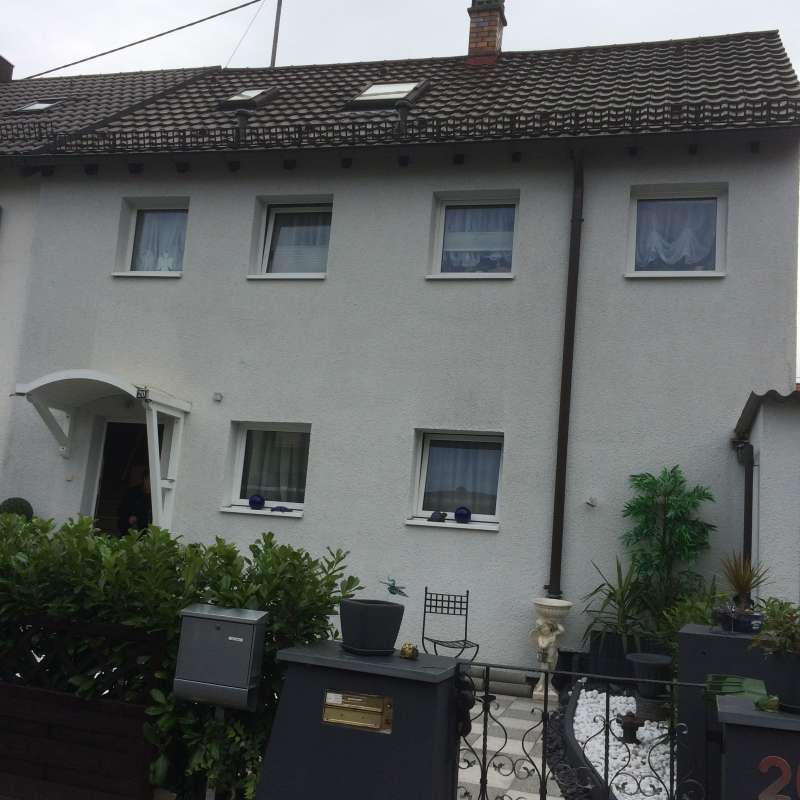 BAU.DE / BAU-Forum: 1. Bild zu Frage "Dachtrennung: Firstziegel fehlt &ndash; Was tun bei Besch&auml;digung nach Neueindeckung?" im BAU-Forum "Dach"