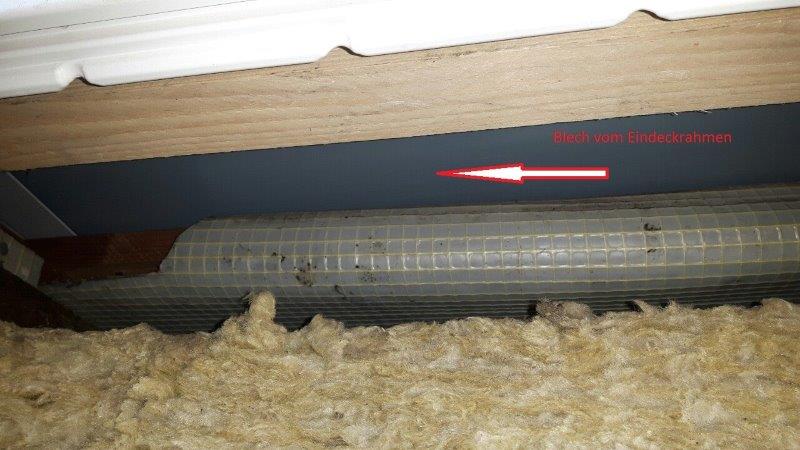 BAU.DE / BAU-Forum: 5. Bild zu Frage "Velux Dachfenster Austausch: Ist der Einbau korrekt? Dachpfannenabstand, D&auml;mmung & Anschlusssch&uuml;rze pr&uuml;fen" im BAU-Forum "Dach"