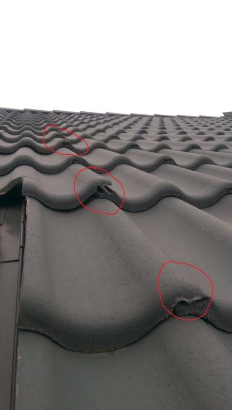 BAU.DE / BAU-Forum: 1. Bild zu Frage "Dachziegel liegen nicht auf: Ursachen, Folgen & Korrektur bei Neubau?" im BAU-Forum "Dach"