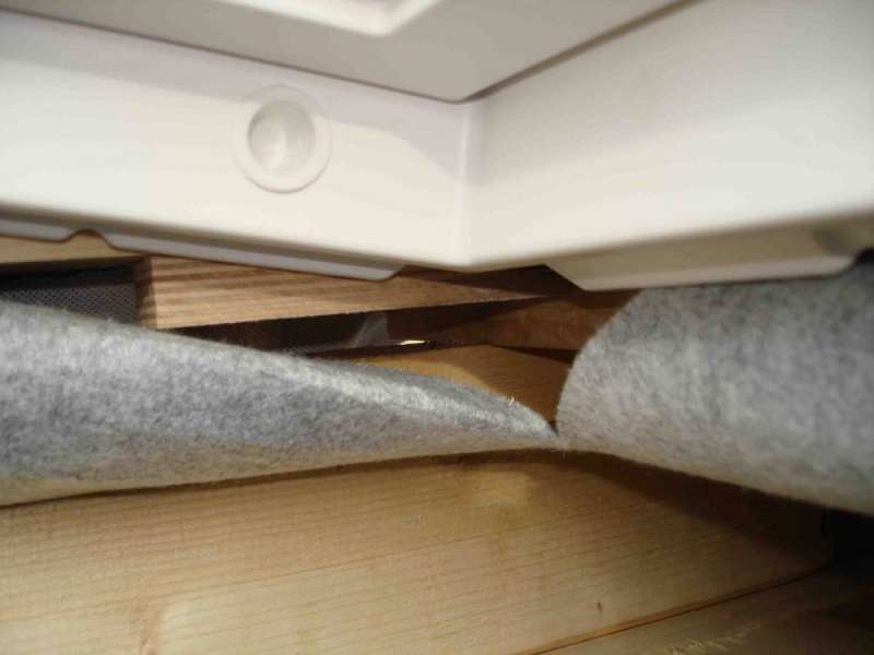 BAU.DE / BAU-Forum: 3. Bild zu Frage "Velux Fenster Einbau: Anleitung, Kosten, Fehler vermeiden & Fachmann finden?" im BAU-Forum "Dach"