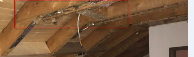 BAU.DE / BAU-Forum: 1. Bild zu Frage "Firstlaschen am Dach tauschen: Anleitung, Material & wichtige Hinweise zur Konstruktion?" im BAU-Forum "Dach" BAU.DE / BAU-Forum: 1. Bild zu Frage "Firstlaschen am Dach tauschen: Anleitung, Material & wichtige Hinweise zur Konstruktion?" im BAU-Forum "Dach"