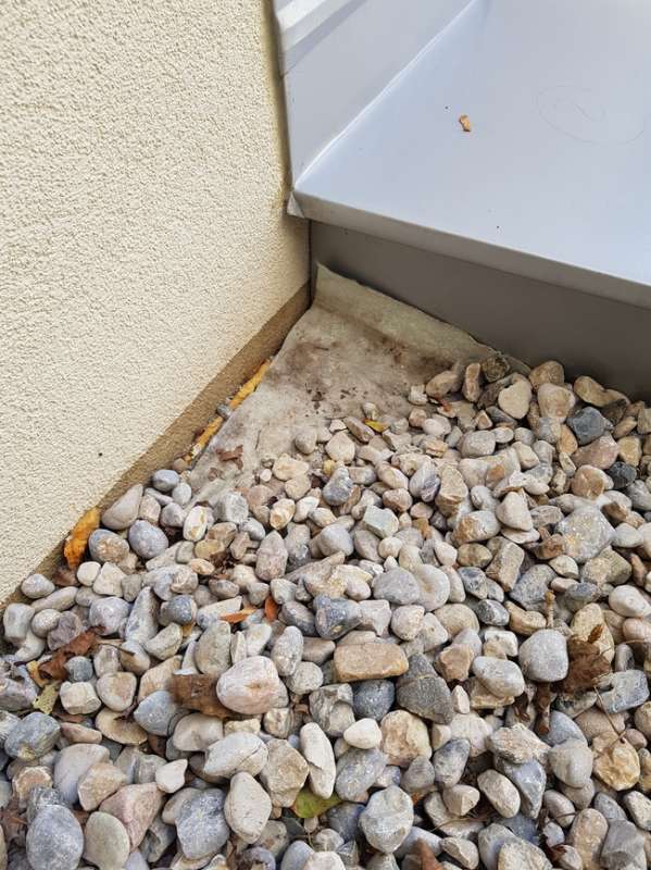 BAU.DE / BAU-Forum: 3. Bild zu Frage "Flachdach Wassereintritt Neubau (2017): Ursachen, Reparatur & Kosten&uuml;bernahme?" im BAU-Forum "Dach"