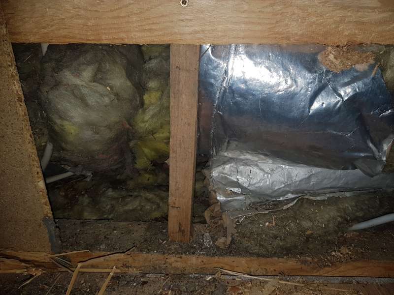 BAU.DE / BAU-Forum: 3. Bild zu Antwort "Hier sind weitere Infos und Fotos" auf die Frage "Bel&uuml;ftetes Dach erkennen: Anzeichen, Funktion & Risiken f&uuml;r die D&auml;mmung?" im BAU-Forum "Dach"