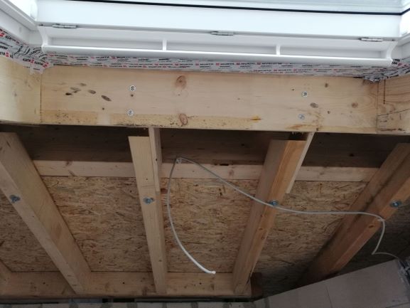 BAU.DE / BAU-Forum: 1. Bild zu Frage "Schimmelbildung an Wechsel" im BAU-Forum "Dach"