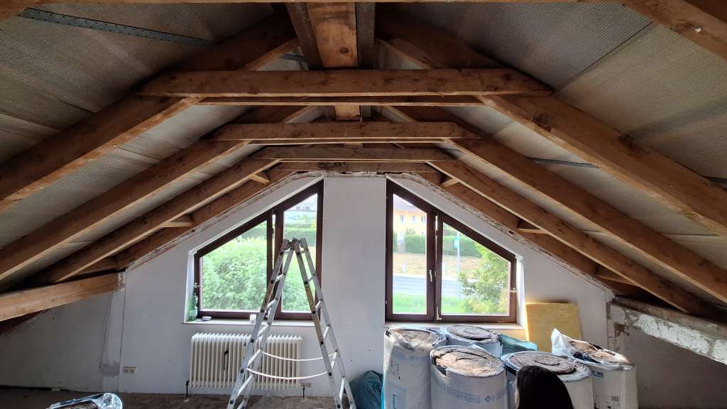 BAU.DE / BAU-Forum: 1. Bild zu Frage "Funktion von Zangen im Sparrendach: Entfernen für mehr Raumhöhe möglich?" im BAU-Forum "Dach"