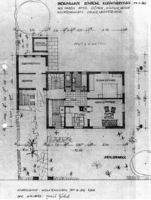 BAU.DE / BAU-Forum: 1. Bild zu Frage "Umbau 2 Familienhaus in EFH" im BAU-Forum "Grundriss-Diskussionen"