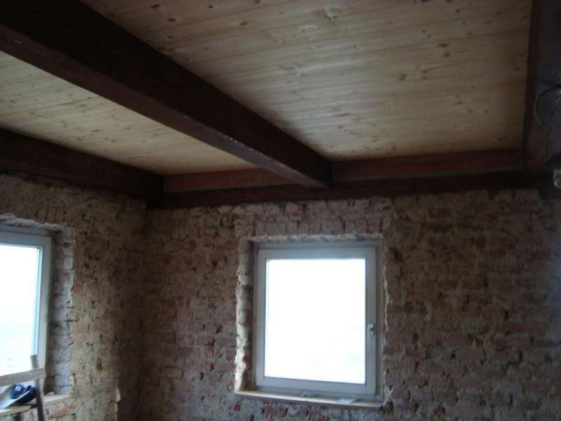 BAU.DE / BAU-Forum: 1. Bild zu Frage "Fu&szlig;bodenaufbau auf Balkenlage: Aufbauh&ouml;he, D&auml;mmung & Schallschutz im Altbau?" im BAU-Forum "Estrich und Bodenbel&auml;ge"