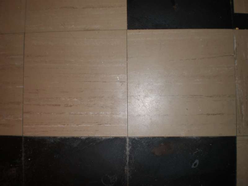 BAU.DE / BAU-Forum: 1. Bild zu Frage "Floor-Flex Platten gefunden? Analyse, Risiken & Bodenbelag-Empfehlungen f&uuml;r Baujahr 1975" im BAU-Forum "Estrich und Bodenbel&auml;ge"