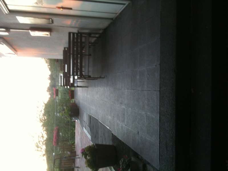 BAU.DE / BAU-Forum: 4. Bild zu Antwort "Terrassensanierung: Bilder zur Veranschaulichung ohne Gef&auml;lle" auf die Frage "Terrassensanierung: Abdichtung, Aufbauh&ouml;he & Kosten im Garagenbereich? Tipps & Erfahrungen" im BAU-Forum "Estrich und Bodenbel&auml;ge"