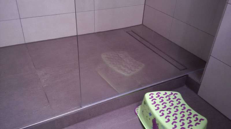 BAU.DE / BAU-Forum: 1. Bild zu Antwort "Zementestrich: Aufbau und Eigenschaften im Detail" auf die Frage "Gef&auml;lleestrich Kosten: Preise pro m&sup2;, Aufbau & Estrich-Arten im Vergleich?" im BAU-Forum "Estrich und Bodenbel&auml;ge"