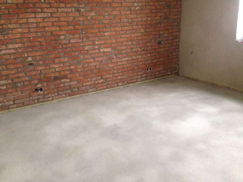 BAU.DE / BAU-Forum: 4. Bild zu Antwort "Hallo Hr. Kirchner - danke für..." auf die Frage "Estrich ölen mit Natursteinöl: Erfahrungen, Vorgehen & Risiken für Betonoptik?" im BAU-Forum "Estrich und Bodenbeläge" BAU.DE / BAU-Forum: 4. Bild zu Antwort "Hallo Hr. Kirchner - danke für..." auf die Frage "Estrich ölen mit Natursteinöl: Erfahrungen, Vorgehen & Risiken für Betonoptik?" im BAU-Forum "Estrich und Bodenbeläge"